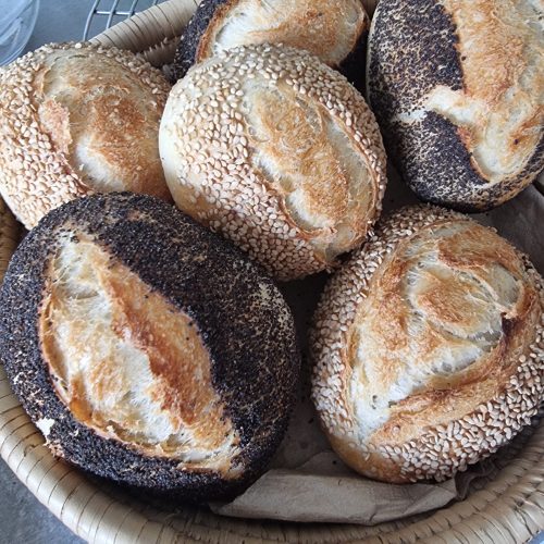 Zarte Weizenbrötchen